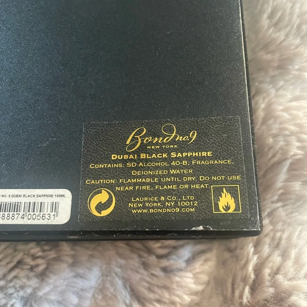 Bond No 9 Dubai Black Sapphire Perfume 3.3 oz/100 ml Eau De Parfum Unisex - Picture 5 of 6